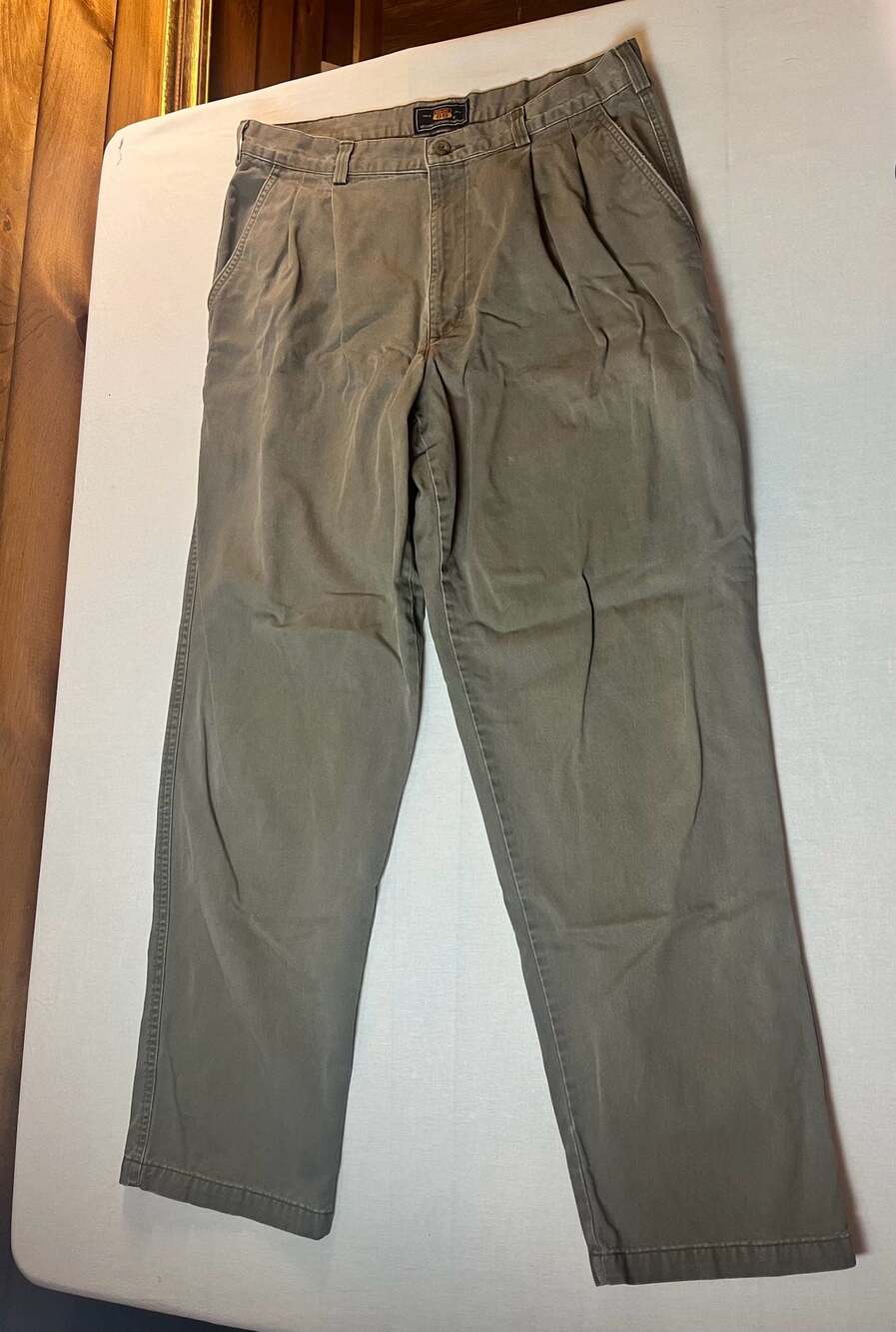 Route 66 Vintage Mens 34x32 Pleated Khaki Chino Pants Olive Greene Dadcore